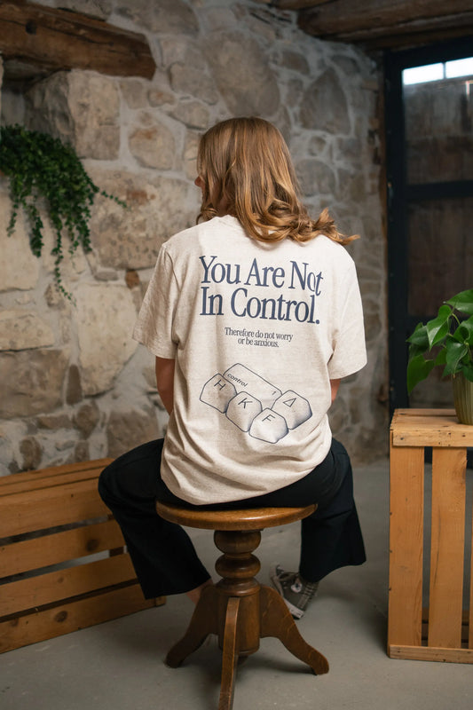 SHIRT | Not In Control – Blue / Red | HKF